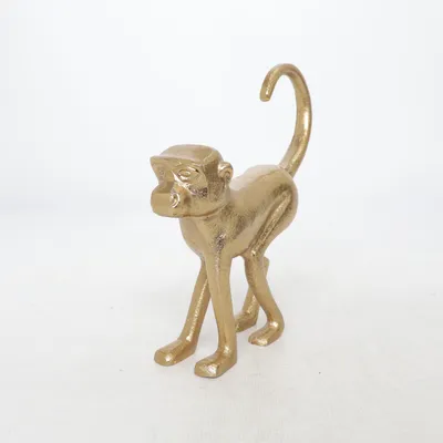 Figurine (Gold)