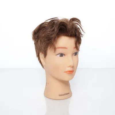 Frisyrdocka (Victoria by HH Simonsen) från HH Simonsen