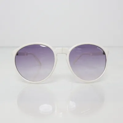 Solglasögon (Vit) från Ferrari