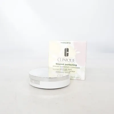 Poeder (Beyond Perfecting) van Clinique