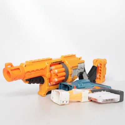 Leksakspistol (Lawbringer) från Nerf