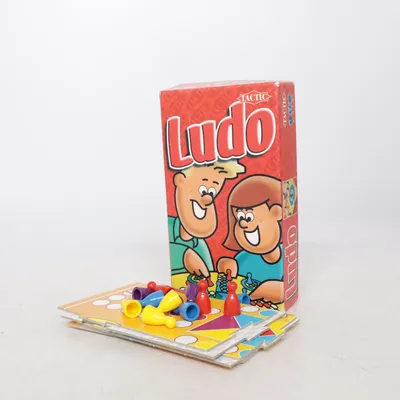 Jeu de société de Tactic