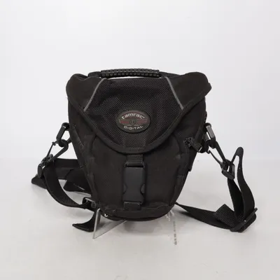 Camera bag (Black) from Tamrac