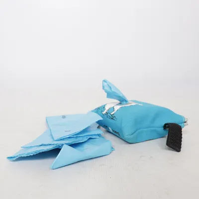 Accessoire pour chien (Bleu, Blanc, Noir) de Bark
