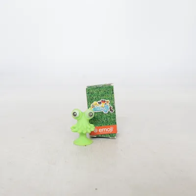 Leksaksfigur (Grön) från Emoji