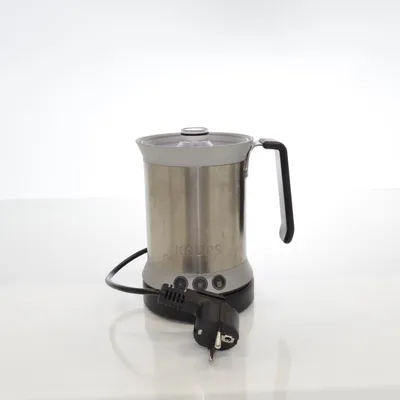 Mjölkskummare (Silverfärgad, Silverfärgad, Svart, Grå) från Krups