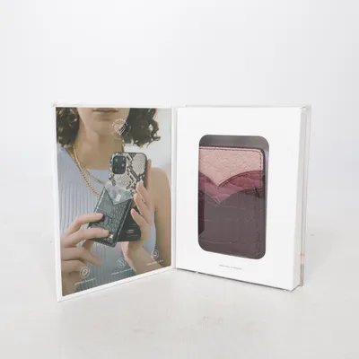 Accessoire de téléphone (Lotus Snake) de iDeal of Sweden