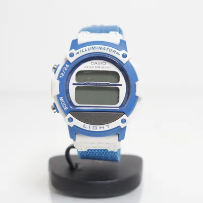 Wristwatch (Blue, Multicolored) from Casio