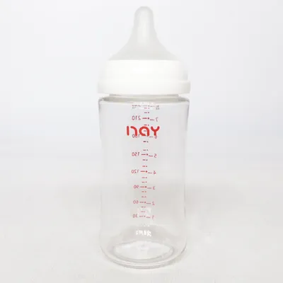 Feeding bottle (Transparent, White) from HAY