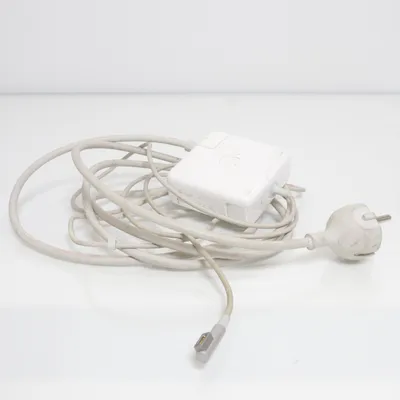 Computer oplader van Apple