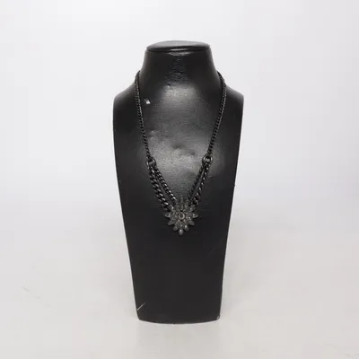 Halsband (Svart) från Pilgrim Okänd metall