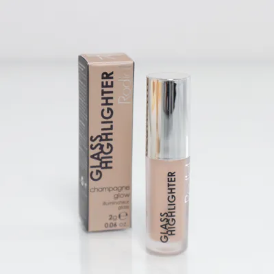 Foundation (champagne glow) från Redial