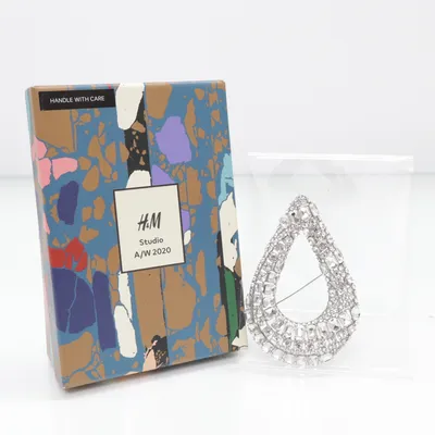 Broche (Zilver) van H&M Studio Onbekend materiaal