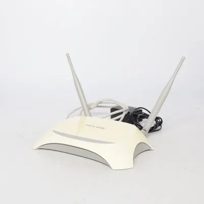 Router (Tl-Mr3420) from TP-Link