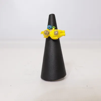 Ring (Geel, Beige, Meerkleurig) Onbekend materiaal