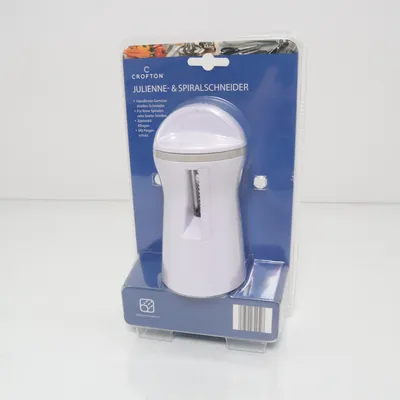 Vegetable chopper (White) from Crofton
