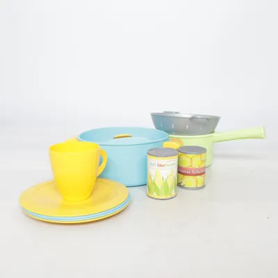 Doll tableware (Multicolored) from Toys "R" Us