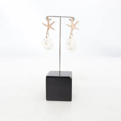 Earrings (Gold, White) Unknown metal, Plastic