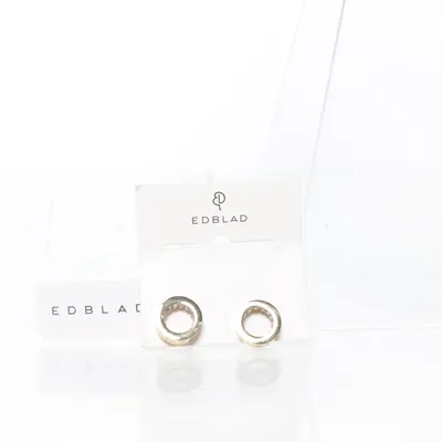 Örhängen (Guldfärgad) från Edblad Okänd metall