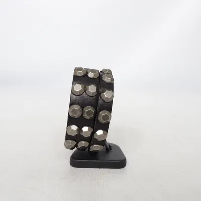 Armband (Svart) Okänd metall