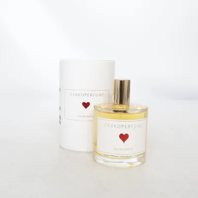 Eau de Parfum (Sending Love) de Zarkoperfume