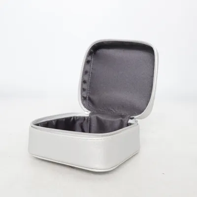 Doos (Zilver) van La Prairie Polyester, Polyurethaan