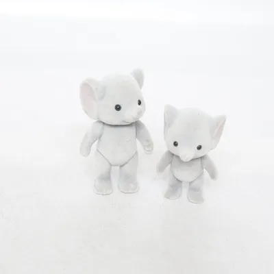 Speelgoedfiguur (Grijs) van Sylvanian Families