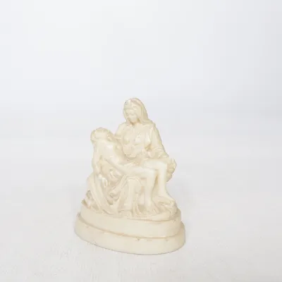 Beeldje (Beige)