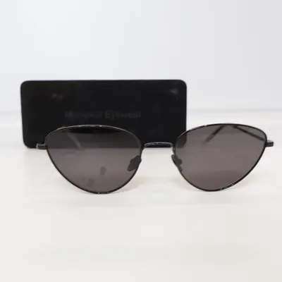 Solglasögon (Svart) från Monokel Eyewear