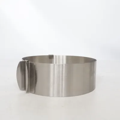 Bakblik (Adjustable Cake Ring) van Ibili