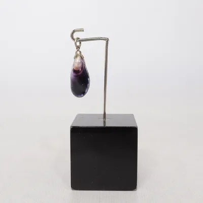 Pendentif (Violet) Métal inconnu