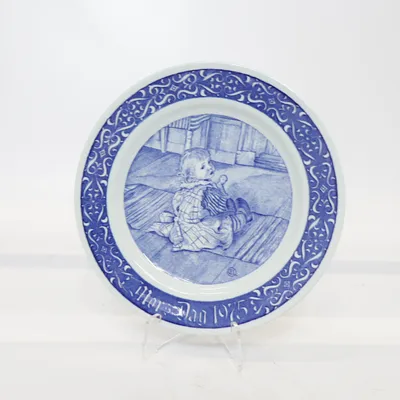 Väggtallrik (Mors Dag 1975) från Rörstrand