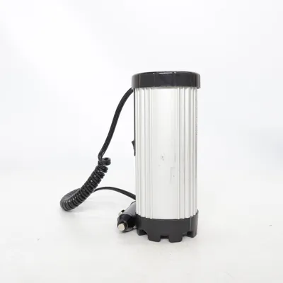 Biloplader (Power Inverter) fra Biltema
