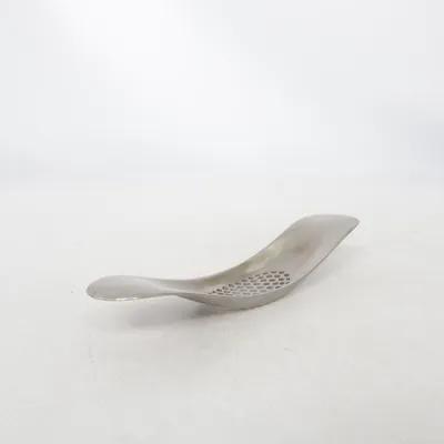 Garlic press (Garlic Rocker) from Joseph Joseph