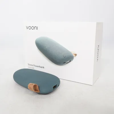 Powerbank (Stone Powerbank) van Vooni
