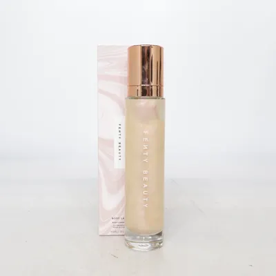 Kroppsolja (Body Lava) från Fenty Beauty