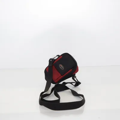 Kameraväska (Svart, Röd) från Lowepro