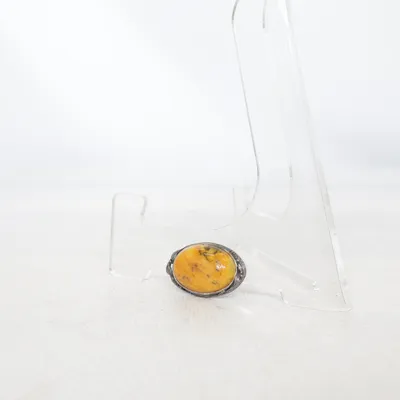 Brooch (Yellow) Amber