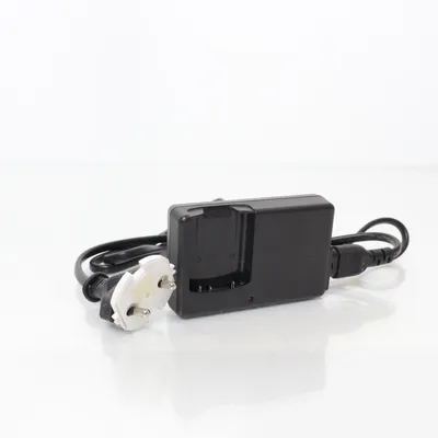 Batteriladdare (MH-63) från Nikon