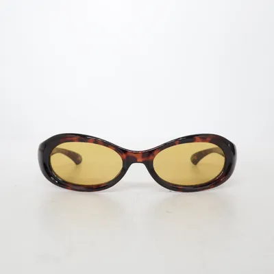 Sunglasses (Brown) from Le Specs