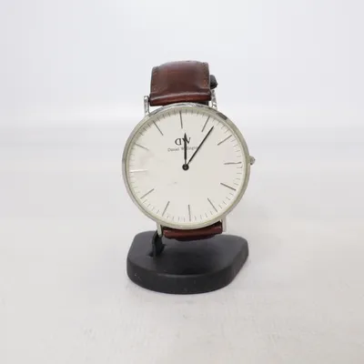 Polshorloge (Bruin, Zilver, Wit) van Daniel Wellington