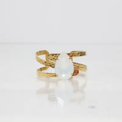 Armband (Guldfärgad) från Caroline Svedbom Okänd metall