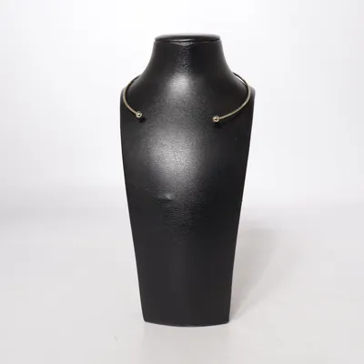 Choker (Silverfärgad) Okänd metall