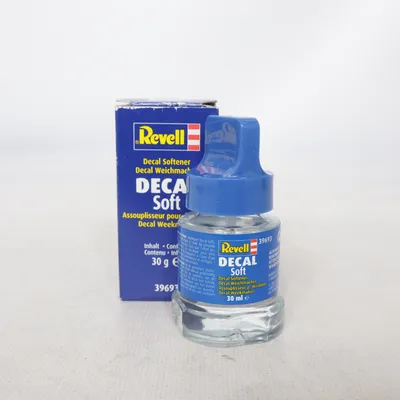 Glue (Decal Soft) from Revell