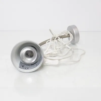 Skrivbordslampa (Silverfärgad) från IKEA