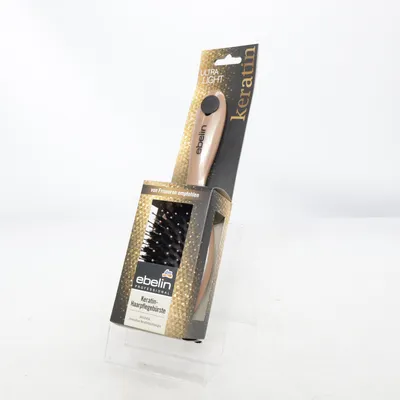 Brosse à cheveux (Keratin Ultra Light) de DM