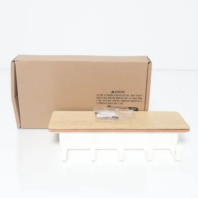 Clothes hanger (White, Beige)