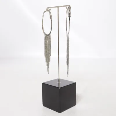 Örhängen (Silverfärgad) Okänd metall