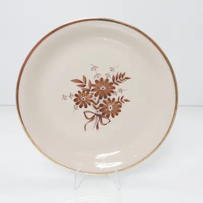 Tallrik (Vit, Brun, Guldfärgad)