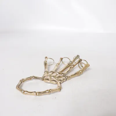 Handsieraden (Goud) Onbekend materiaal